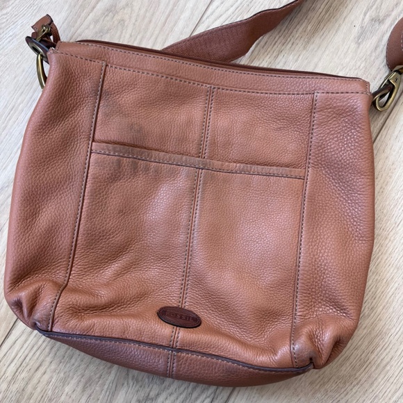 Fossil Morgan Zip Top Crossbody Bag - Saddle color - Picture 5 of 14